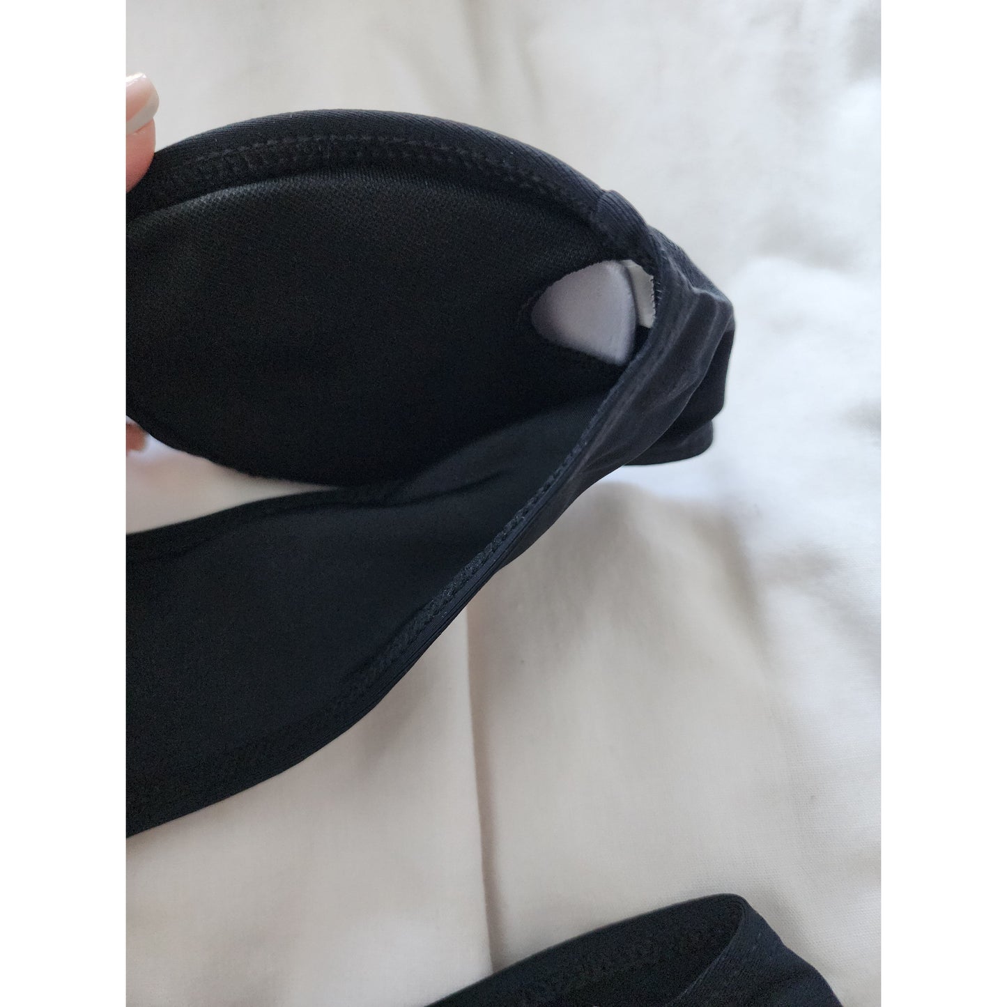 Cel black bikini 2025