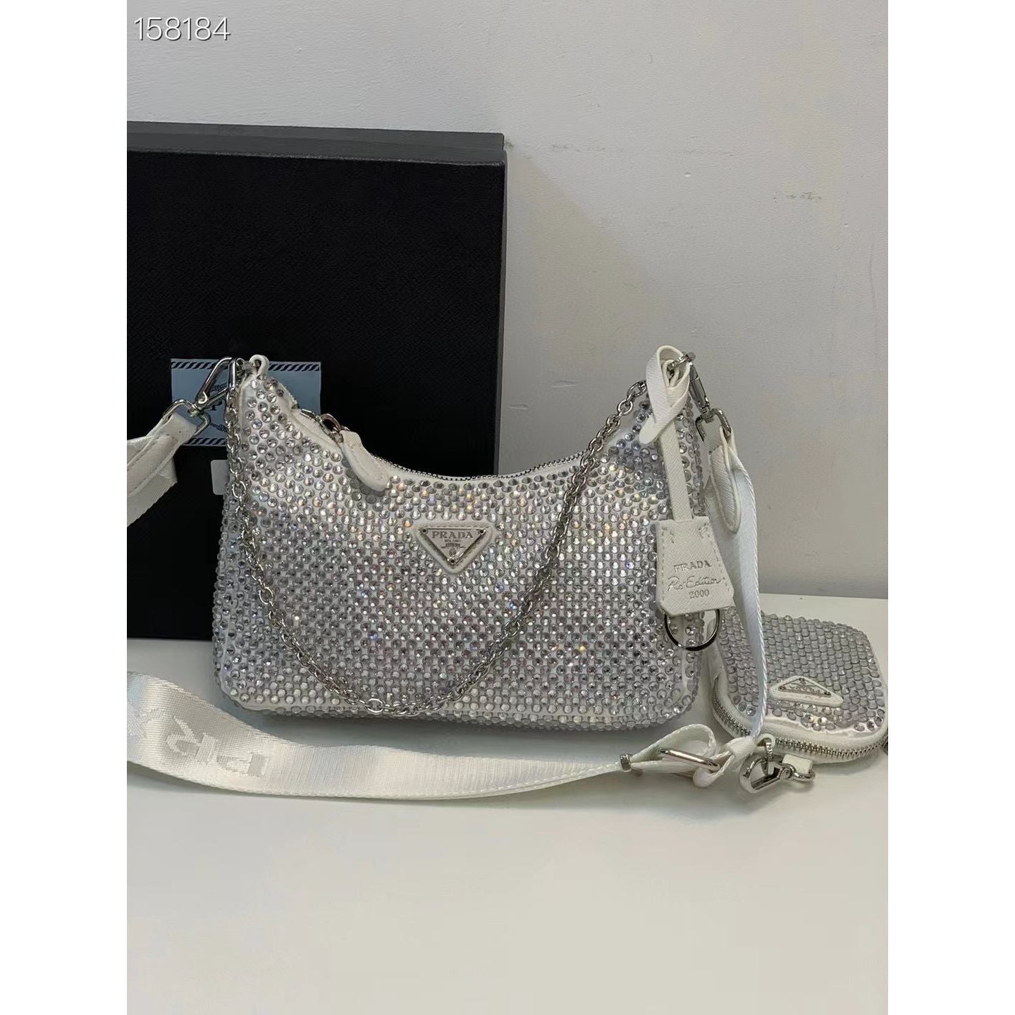 PR DIAMANTÉ SLING TRAP BAG