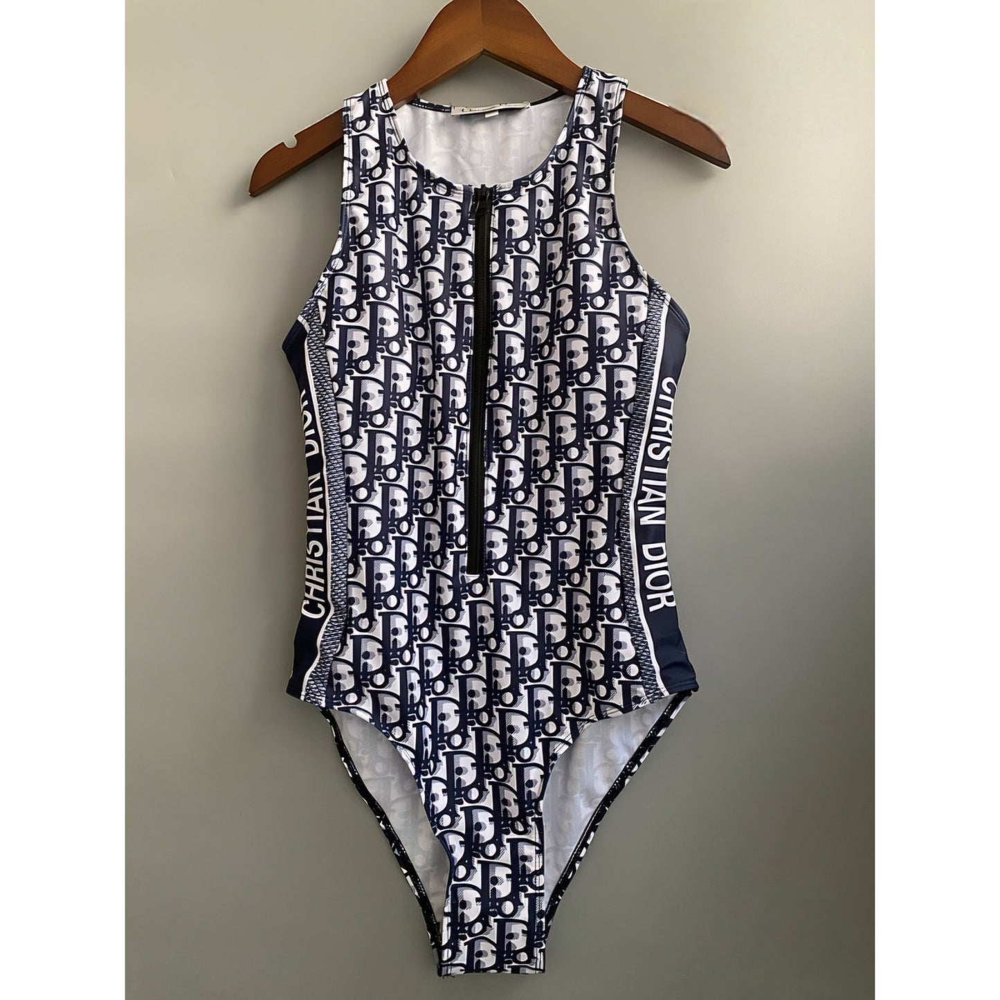 DD Zip-up one piece Swimsuit