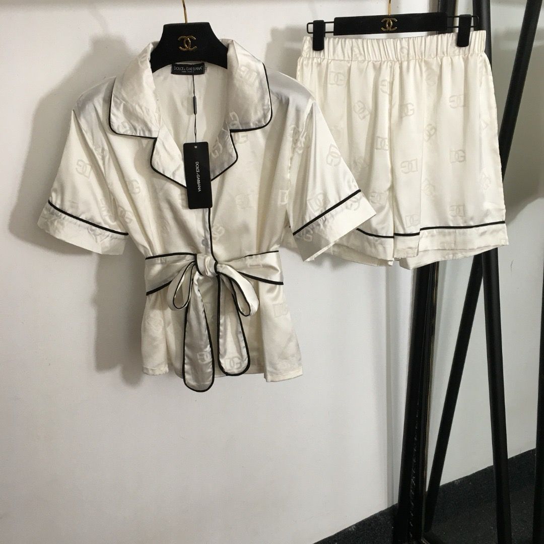 DG Short sleeve High-end sleepwear set