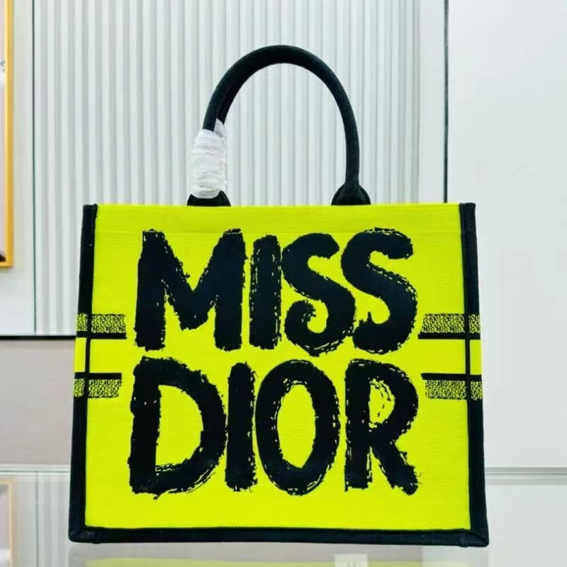 CD Miss D bag 2025
