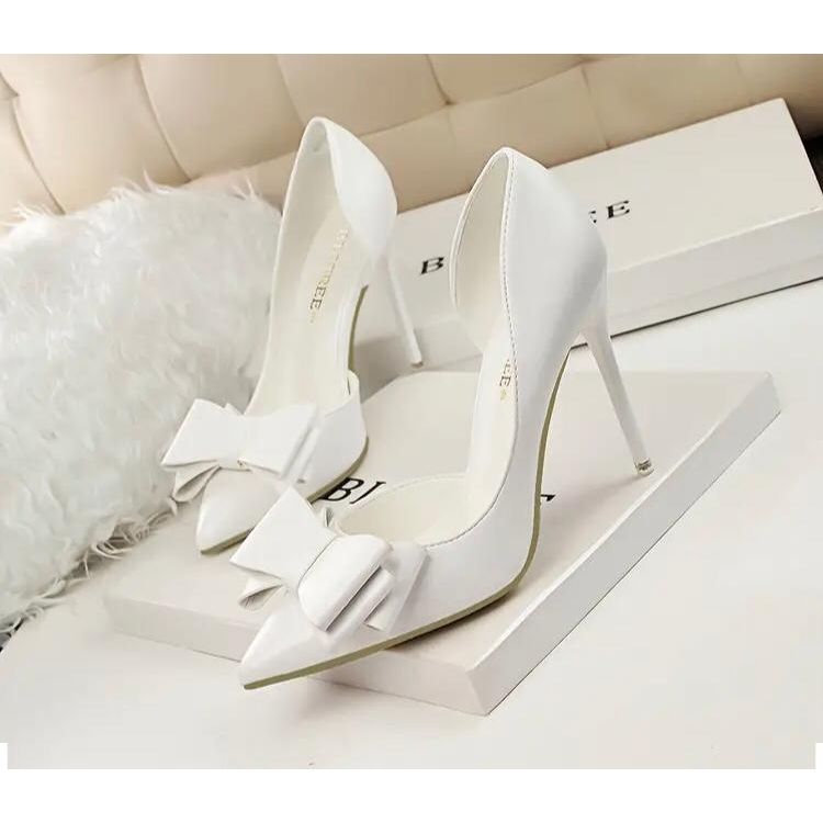 Bow Tie heel