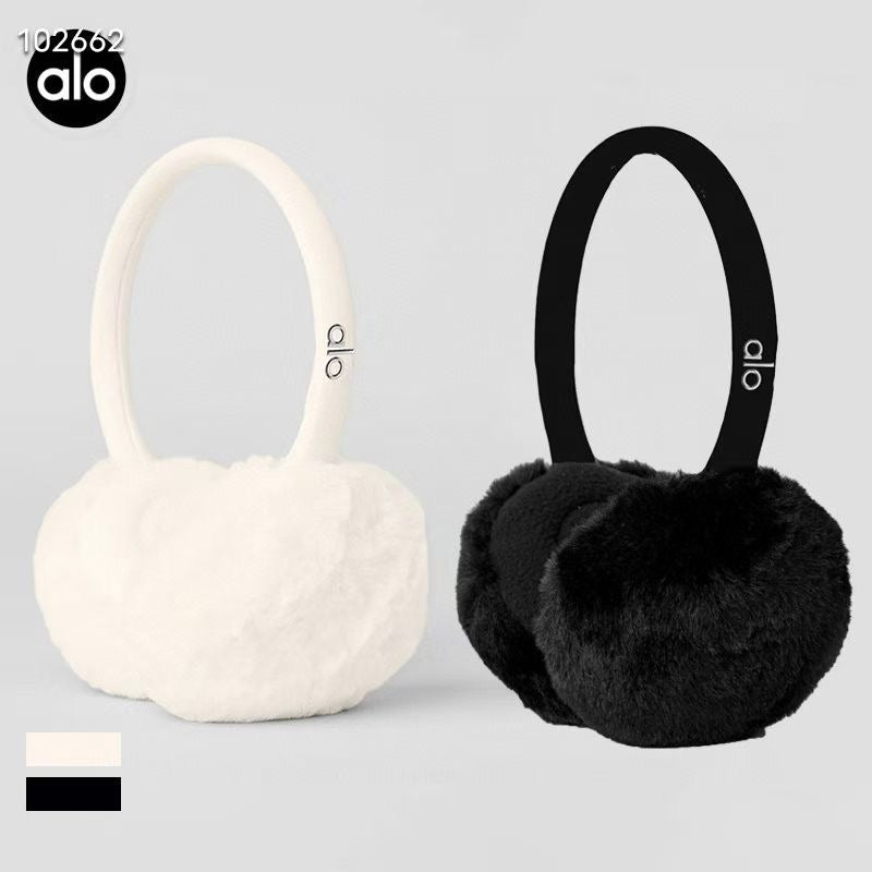ALO ear cuff