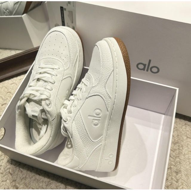 A.L.O Sneaker