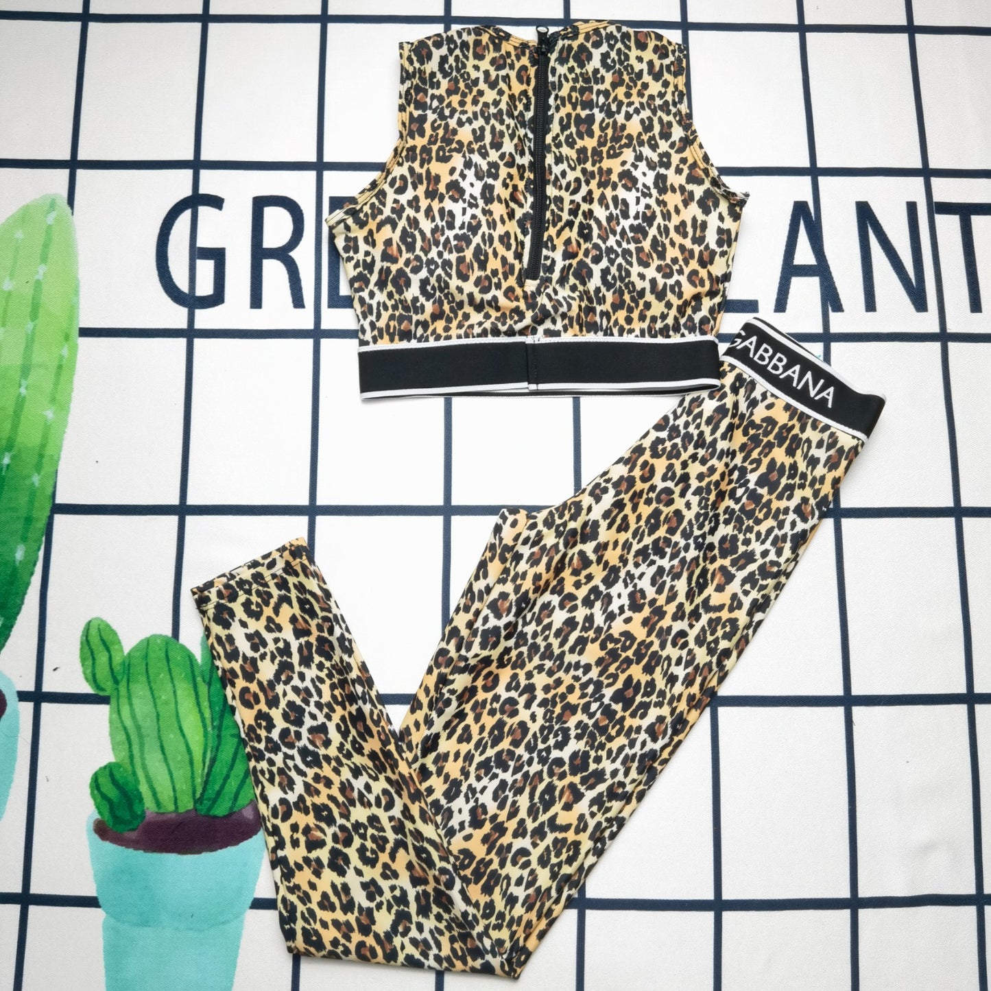 DG Leopard Active set