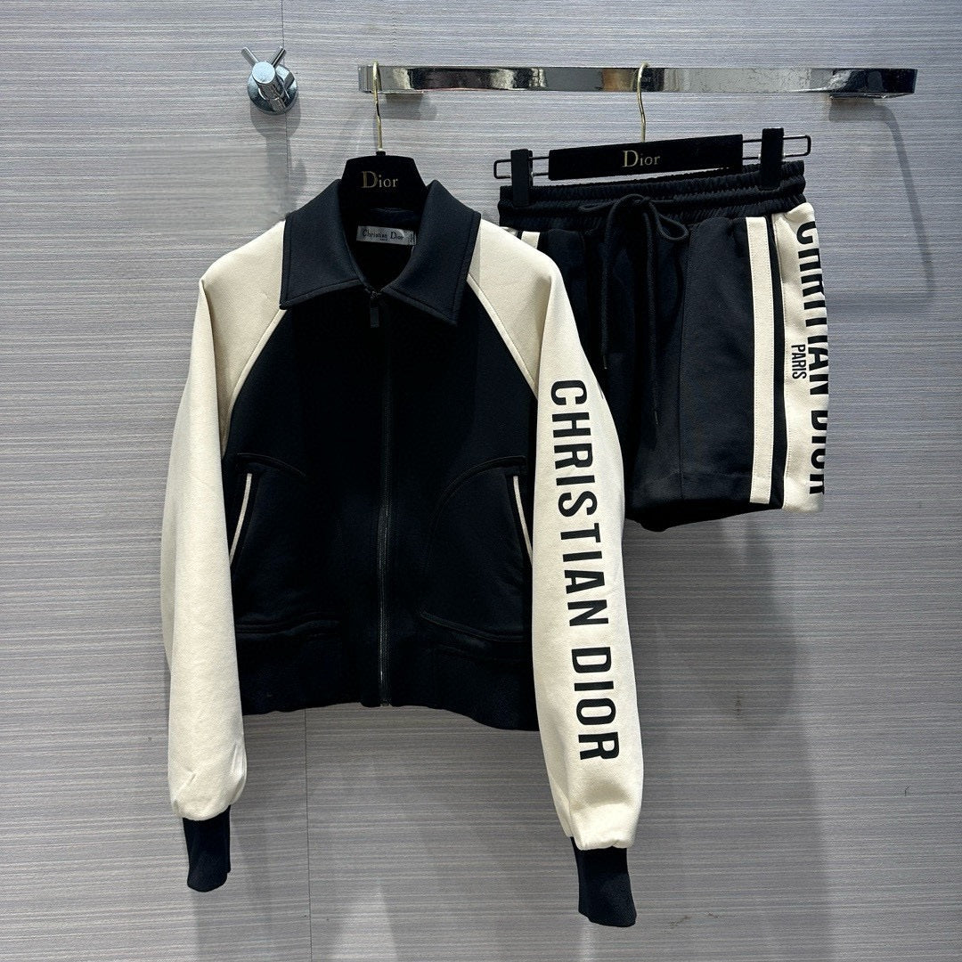 CD Tracksuit