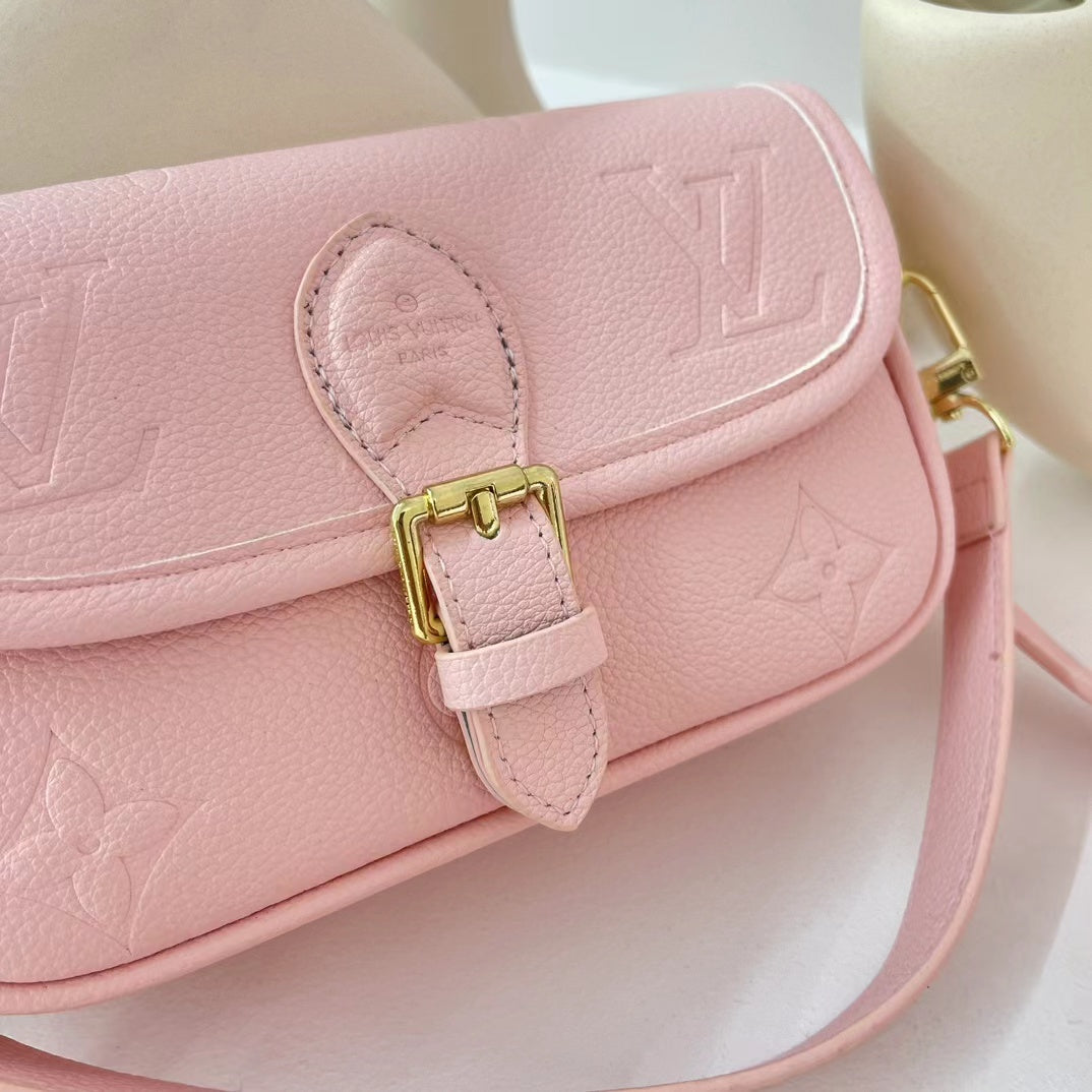 LV Sling bag new