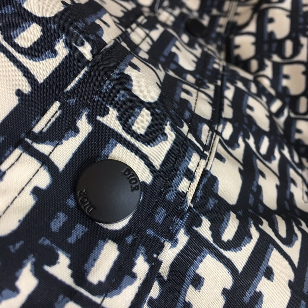 CD RAIN COAT
