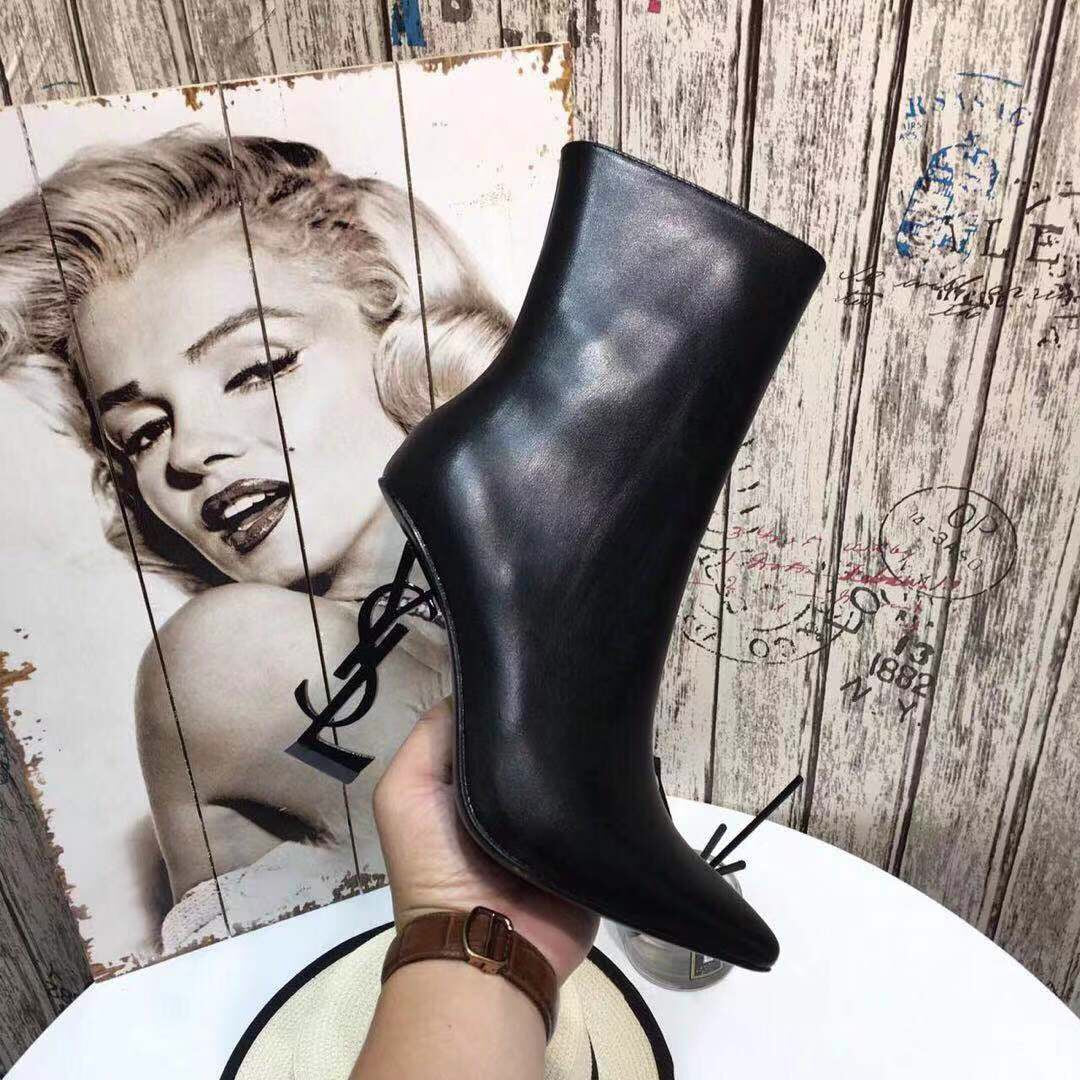 YSL LEATHER ANKLE BOOT