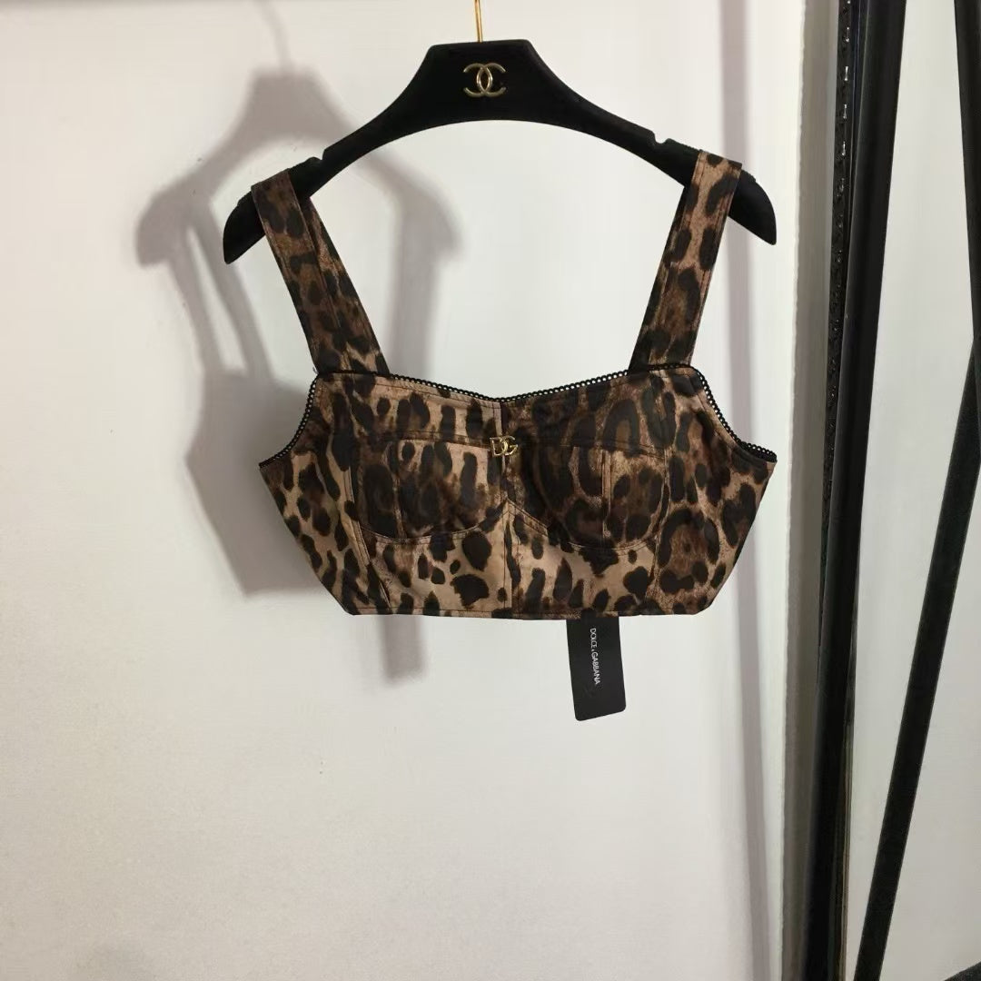 DG leopard crop new