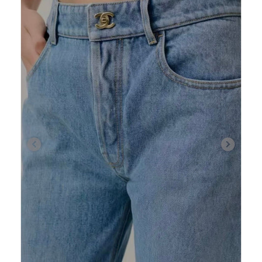 CC Clasp jeans