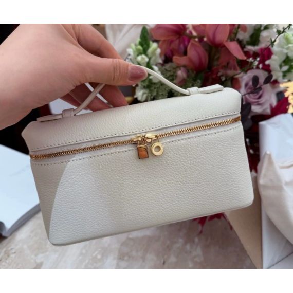 Loro P Vanity bag 2026