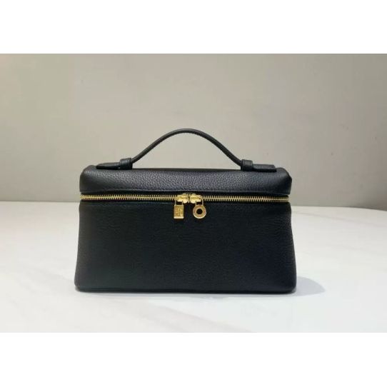 Loro P Vanity bag 2026