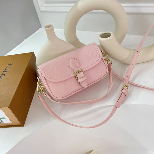 LV Sling bag new