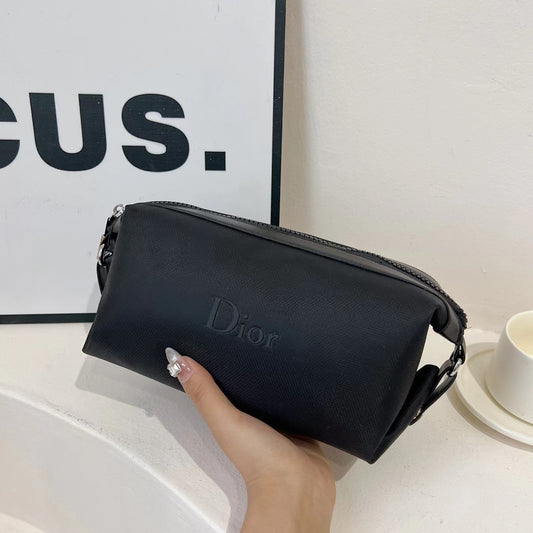 DD Makeup bag